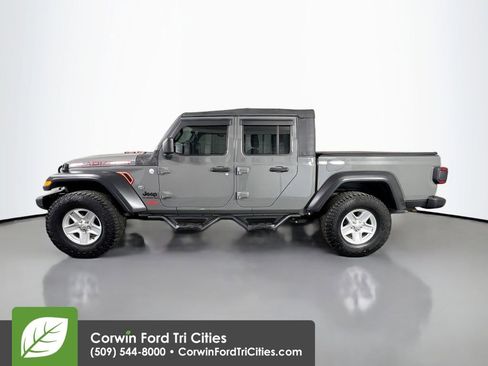 Used 2020 Jeep Gladiator Sport w/ Trailer Tow Package AWD/4WD image 6