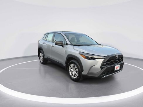 New 2026 Toyota Corolla Cross L image 2