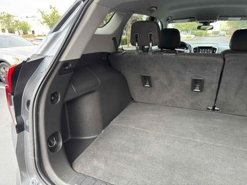 Used 2020 GMC Terrain SLE w/ Elevation Edition image 55