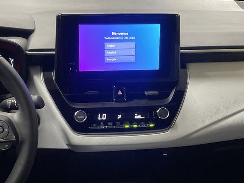 Used 2026 Toyota Corolla SE FWD image 29