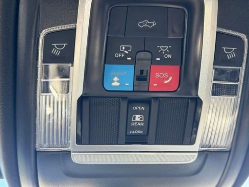 New 2026 RAM 1500 Laramie AWD/4WD image 27