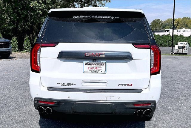 Used 2023 GMC Yukon XL AT4 w/ Technology Package AWD/4WD image 7