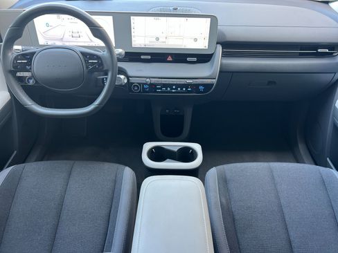 Used 2024 Hyundai Ioniq 5 SE RWD image 13
