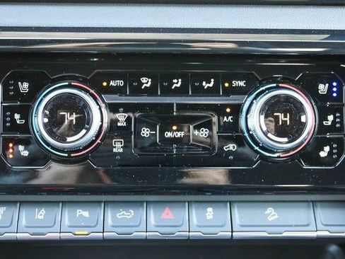 New 2026 GMC Sierra 2500 AT4 w/ AT4 Premium Plus Package AWD/4WD image 25