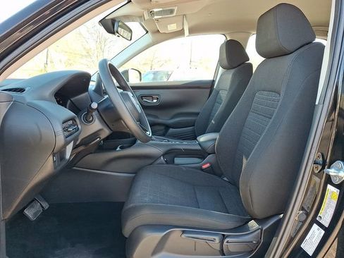 Certified 2023 Honda HR-V LX image 13