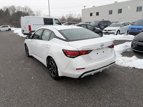 Used 2024 Nissan Sentra SV image 6
