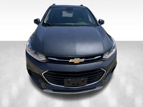 Used 2018 Chevrolet Trax LT AWD/4WD image 2