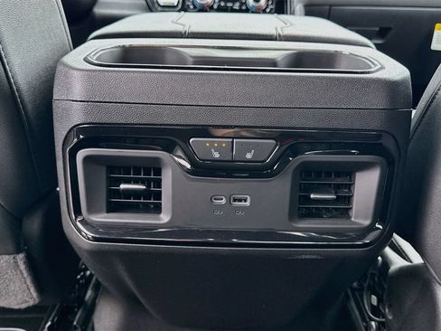 Used 2025 GMC Sierra 1500 AT4 AWD/4WD image 30