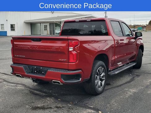 Used 2025 Chevrolet Silverado 1500 RST image 2