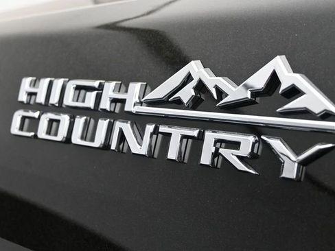 New 2026 Chevrolet Silverado 2500 High Country w/ High Country Premium Package AWD/4WD image 43