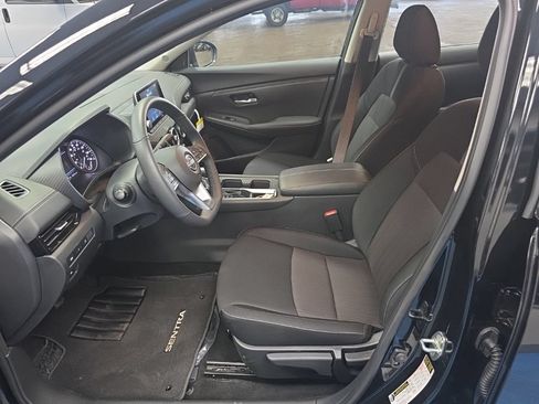 Used 2025 Nissan Sentra SV w/ All-Weather Package FWD image 21