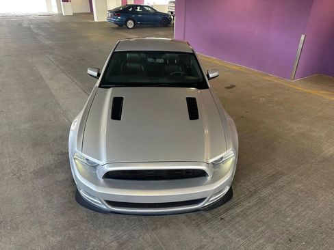 Used 2014 Ford Mustang GT Premium w/ Equipment Group 402A image 7