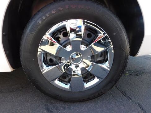 Used 2011 Chevrolet Impala LS image 9