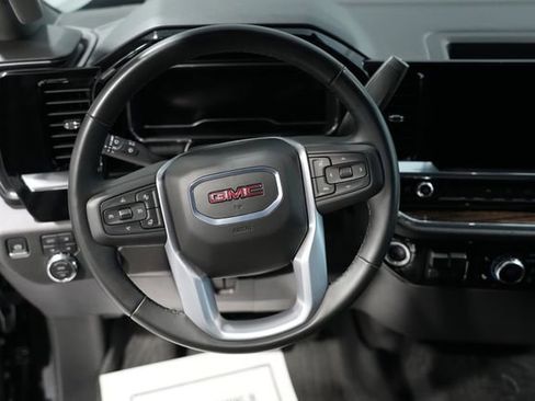 Used 2025 GMC Sierra 1500 Elevation w/ LPO, Elevation Black Package image 15