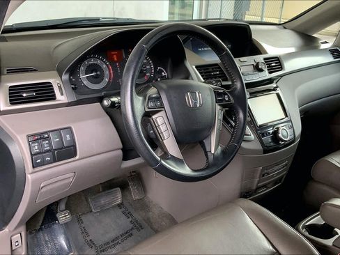 Used 2016 Honda Odyssey Touring image 18