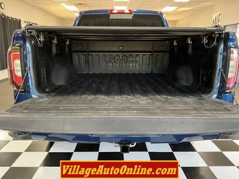 Used 2017 GMC Sierra 1500 SLT AWD/4WD image 30