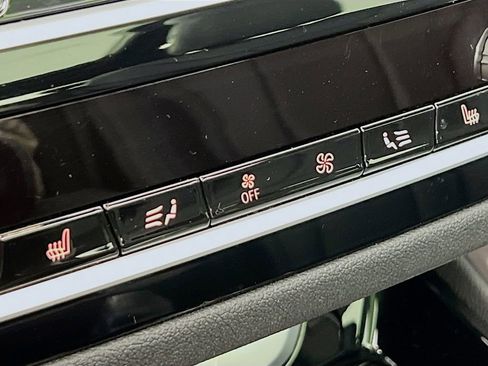 Used 2018 BMW X3 xDrive30i image 19