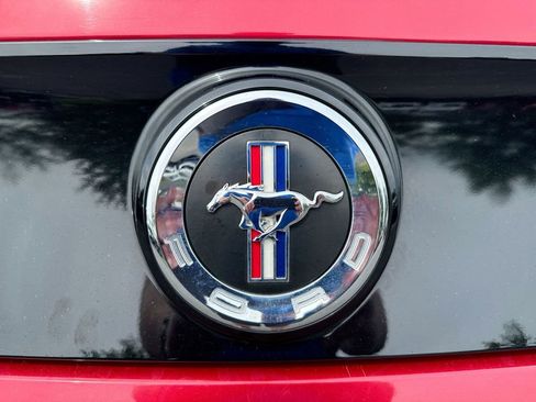 Used 2013 Ford Mustang Premium RWD image 24