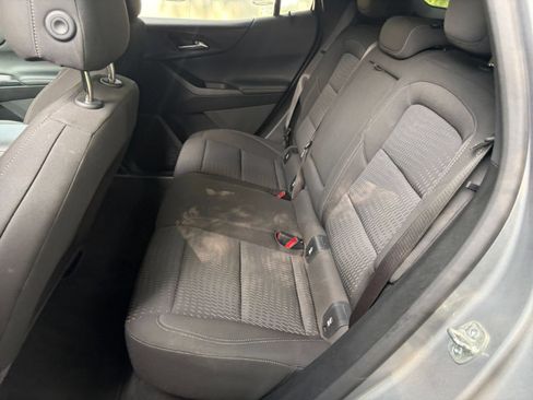 Used 2025 Chevrolet Equinox LT FWD image 37