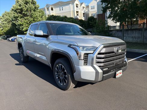 New 2026 Toyota Tundra Limited AWD/4WD image 3