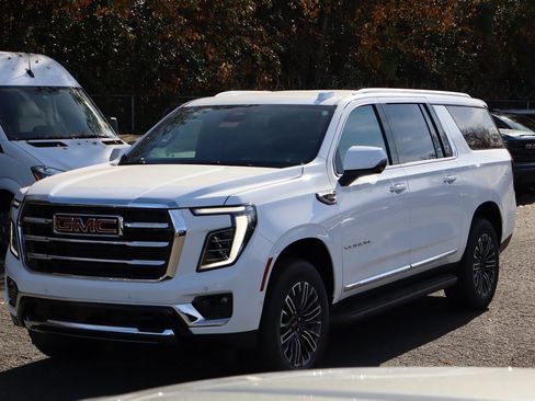 New 2026 GMC Yukon XL Elevation w/ LPO, Floor Liner Package image 2
