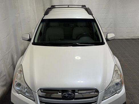 Used 2014 Subaru Outback 2.5i Premium image 3