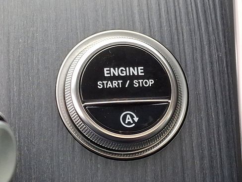 New 2025 Mercedes-Benz GLC 300 GLC 300 image 19