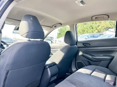 Used 2024 Nissan Altima 2.5 S FWD image 11