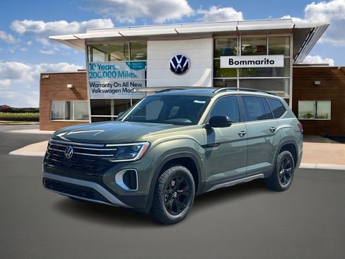New 2026 Volkswagen Atlas Peak Edition AWD/4WD image 1