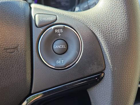 Used 2016 Honda HR-V EX image 25