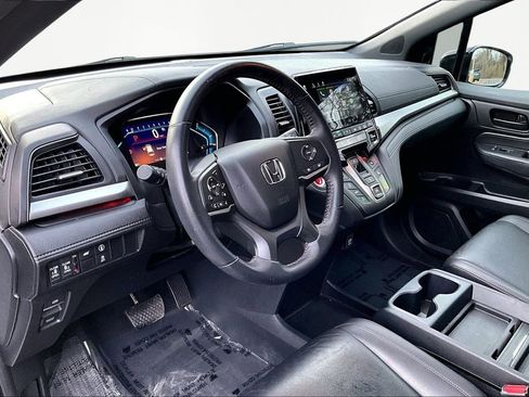 Used 2023 Honda Odyssey Sport image 14
