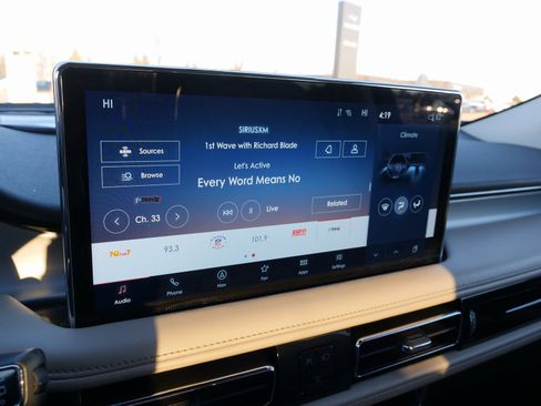 Used 2021 Lincoln Nautilus FWD w/ Equipment Group 101A image 26