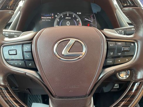 Used 2021 Lexus ES 250 image 26
