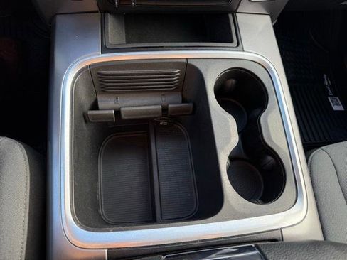 Used 2023 RAM 1500 Classic SLT w/ Trailer & Traction Group image 31