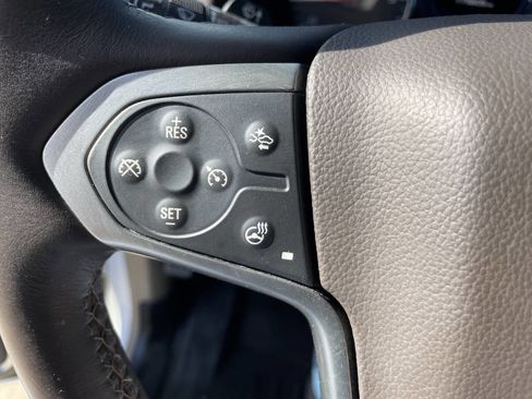 Used 2016 Chevrolet Suburban LTZ image 19