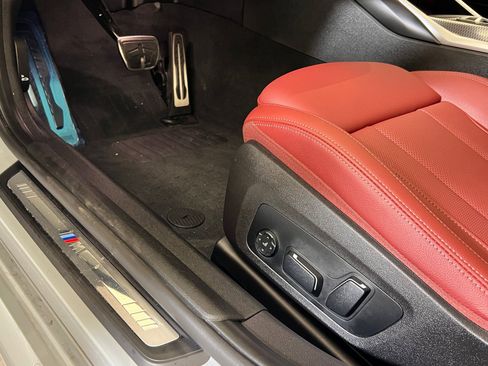 Used 2025 BMW M340i w/ Parking Assistance Package image 13