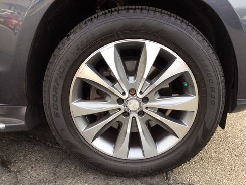 Used 2016 Mercedes-Benz GL 450 4MATIC image 34