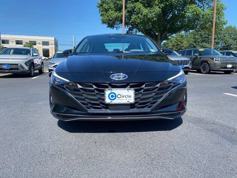 Certified 2023 Hyundai Elantra SEL w/ Convenience Package FWD image 3
