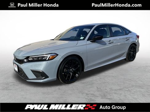 Used 2023 Honda Civic Sport image 1