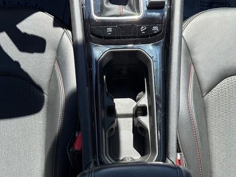 Used 2025 Jeep Compass Trailhawk AWD/4WD image 21