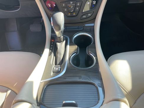 Used 2020 Buick Envision Essence image 20