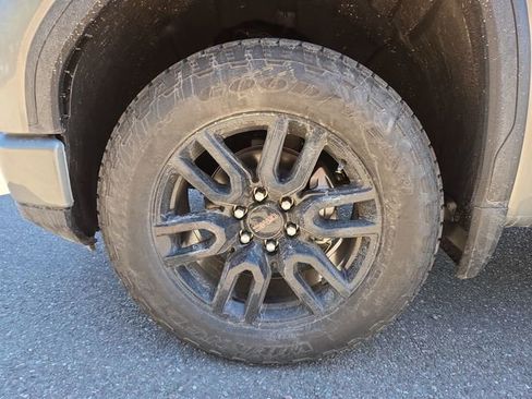 New 2026 GMC Sierra 1500 Elevation image 7