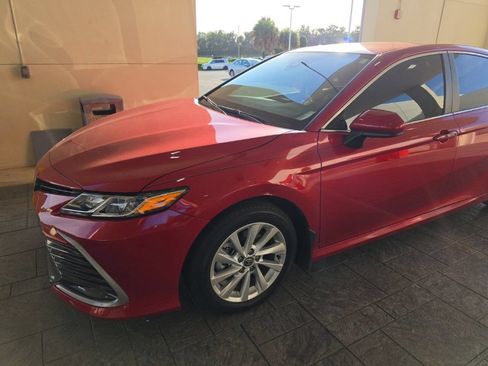Used 2023 Toyota Camry LE FWD image 1