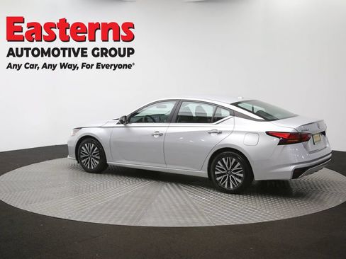 Used 2024 Nissan Altima 2.5 SV FWD image 62
