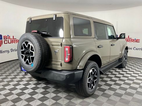 New 2026 Ford Bronco Outer Banks AWD/4WD image 3