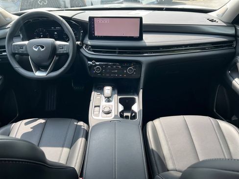 Certified 2026 INFINITI QX60 Luxe w/ Cargo Package FWD image 23