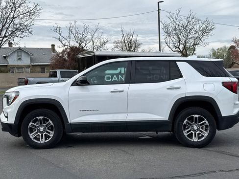 Used 2026 GMC Terrain Elevation image 7