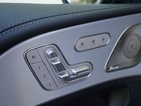 Used 2025 Mercedes-Benz GLE 53 AMG 4MATIC image 28