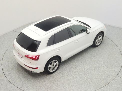Used 2023 Audi Q5 e Premium Plus w/ Premium Plus Package AWD/4WD image 26