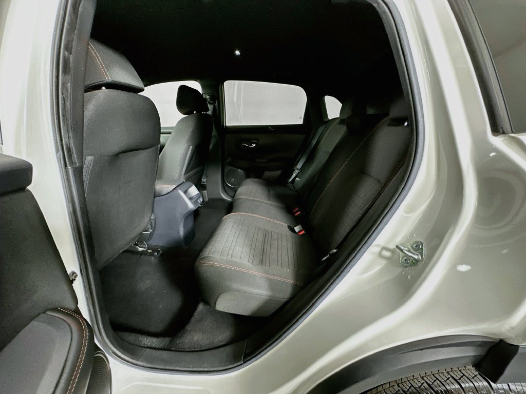Certified 2024 Honda HR-V Sport image 23